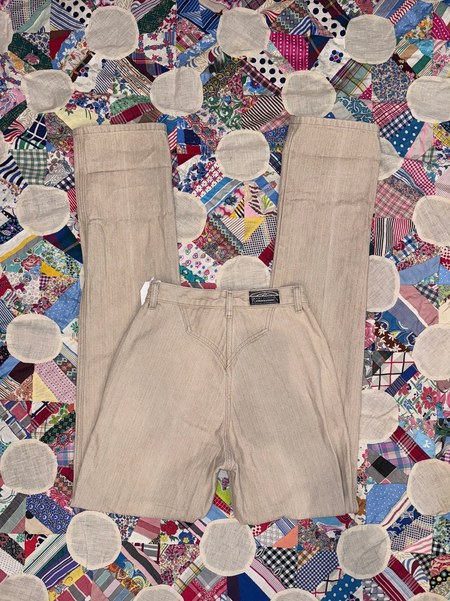 Crème Pinstripe Rockies size 24/25 X-Long