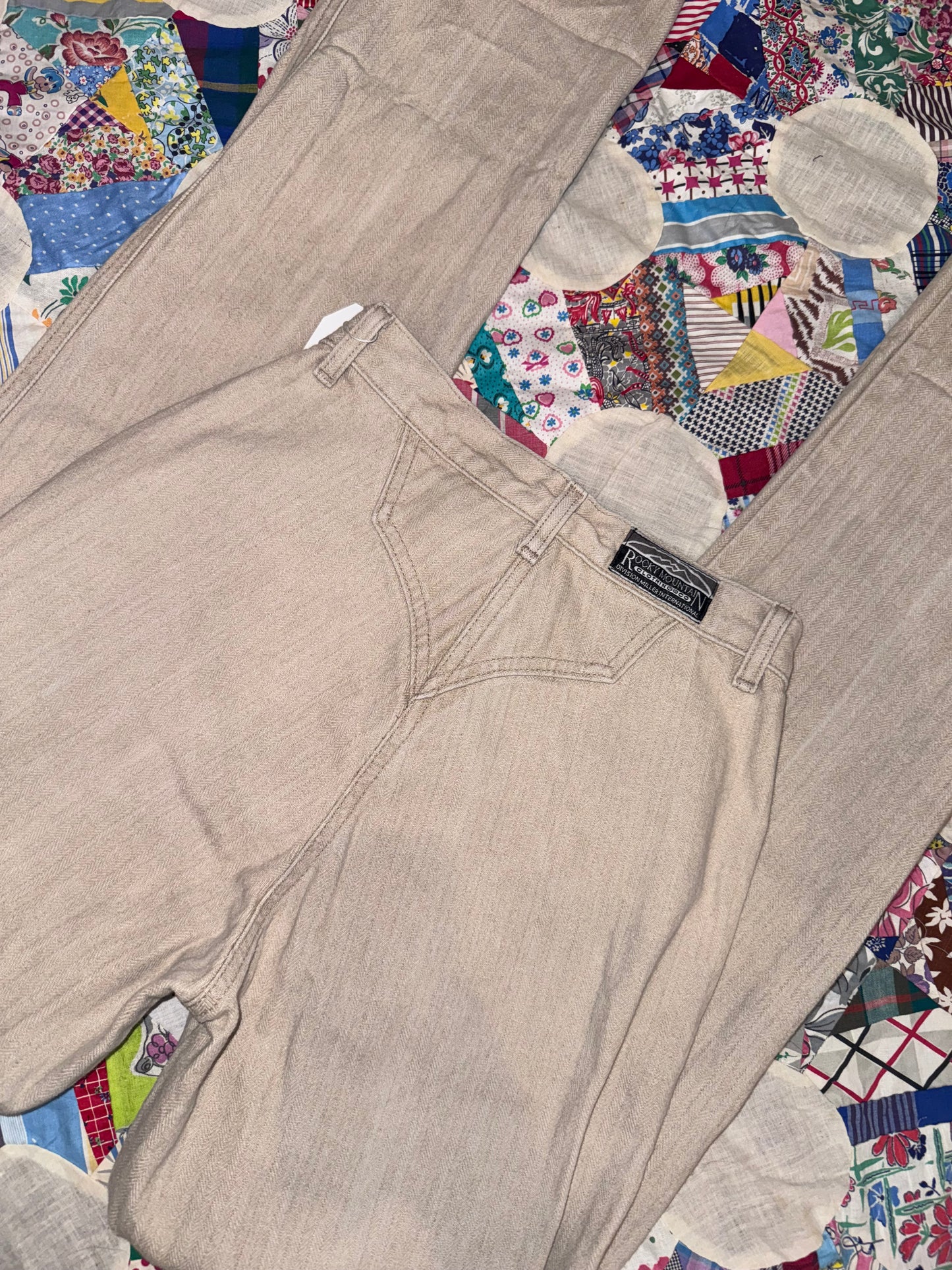 Crème Pinstripe Rockies size 24/25 X-Long